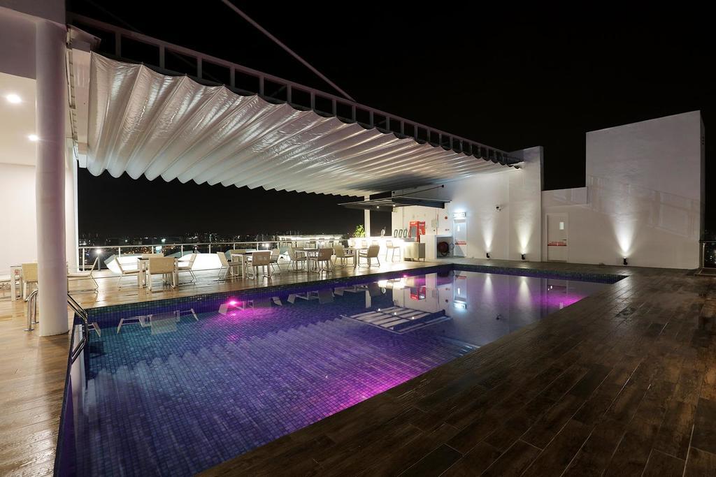 Amerin Hotel Джохор-Бару Экстерьер фото